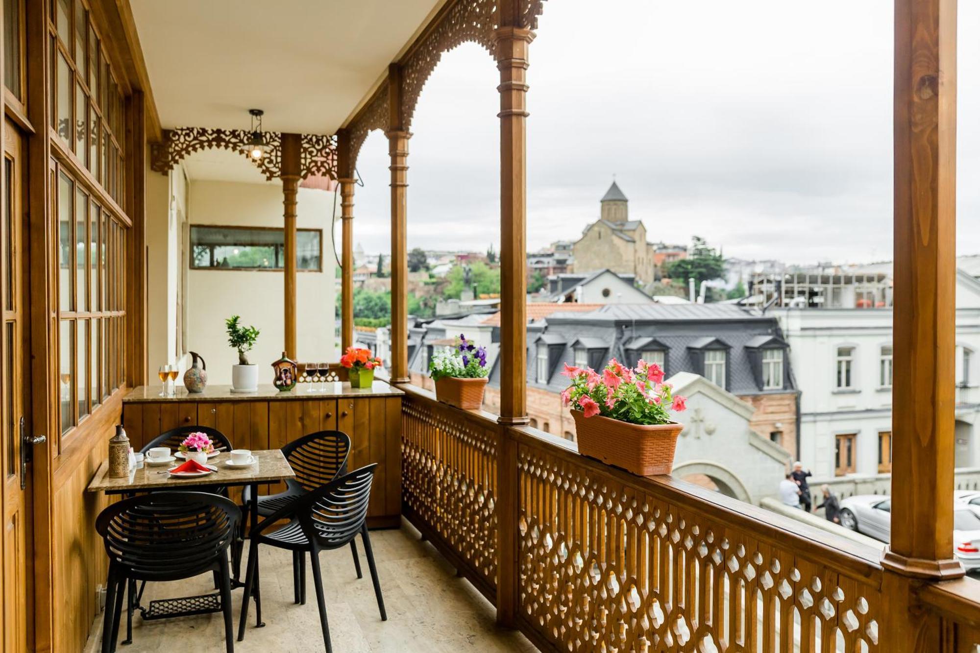 Rasta Maidan Hotel Tbilisi Luaran gambar